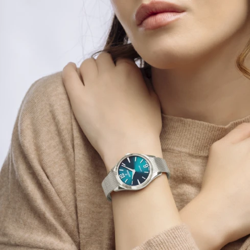 Дамски ръчен часовник с кварцов механизъм - корпус от Стомана - Меш - цвят Зелен