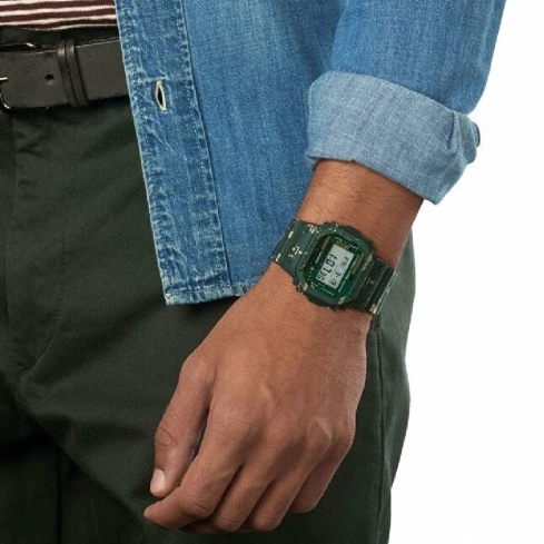 Мъжки ръчен часовник с кварцов механизъм - корпус от Полимер - Полимер - цвят Черен