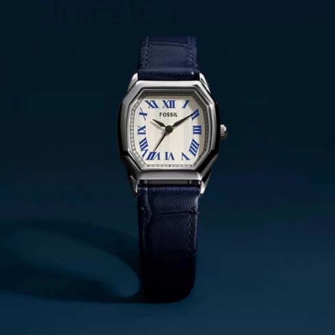 Дамски ръчен часовник с кварцов механизъм - корпус от Стомана - Естествена кожа - цвят Шампанско