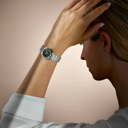 Дамски ръчен часовник с кварцов механизъм - корпус от Стомана - цвят Седеф Жълт