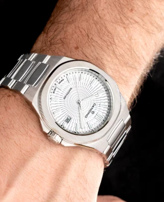 Унисекс ръчен часовник с кварцов механизъм - корпус от Стомана - Стоманена верижка - цвят Бял