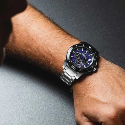 Мъжки ръчен часовник с кварцов механизъм - корпус от Стомана - Стоманена верижка - цвят Син Черен