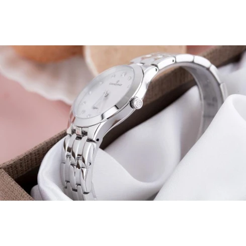 Дамски ръчен часовник с кварцов механизъм - корпус от Стомана - Стоманена верижка - цвят Бял