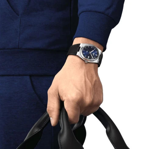 Мъжки ръчен часовник с кварцов механизъм - корпус от Стомана - Каучук - цвят Син Черен